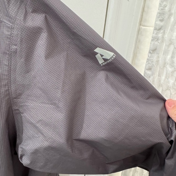 Eddie Bauer Men's Charcoal Performance Jacket - Picture 3 of 8